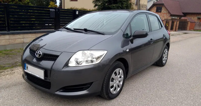 sochaczew Toyota Auris cena 17800 przebieg: 226000, rok produkcji 2008 z Sochaczew